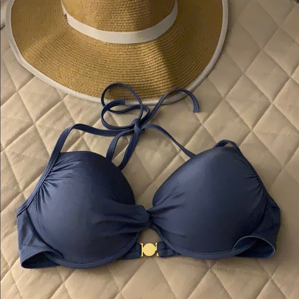 🚫SOLD 🚫Victoria Secret bikini top